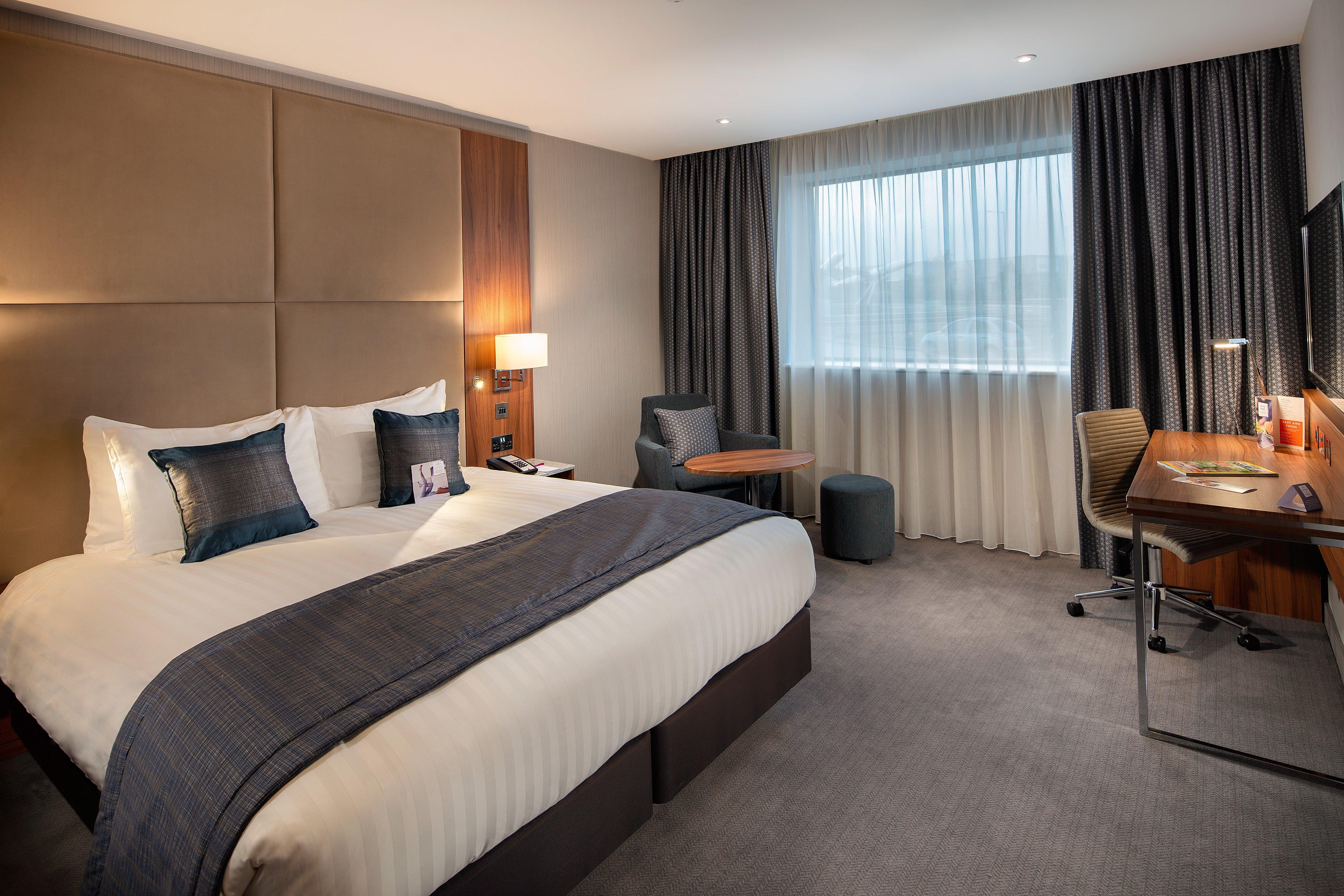 คราวน์พลาซา ลอนดอน ฮีทโธรว์ เทอร์มินัล 4 Hotel ฮิลลิงดัน ภายนอก รูปภาพ