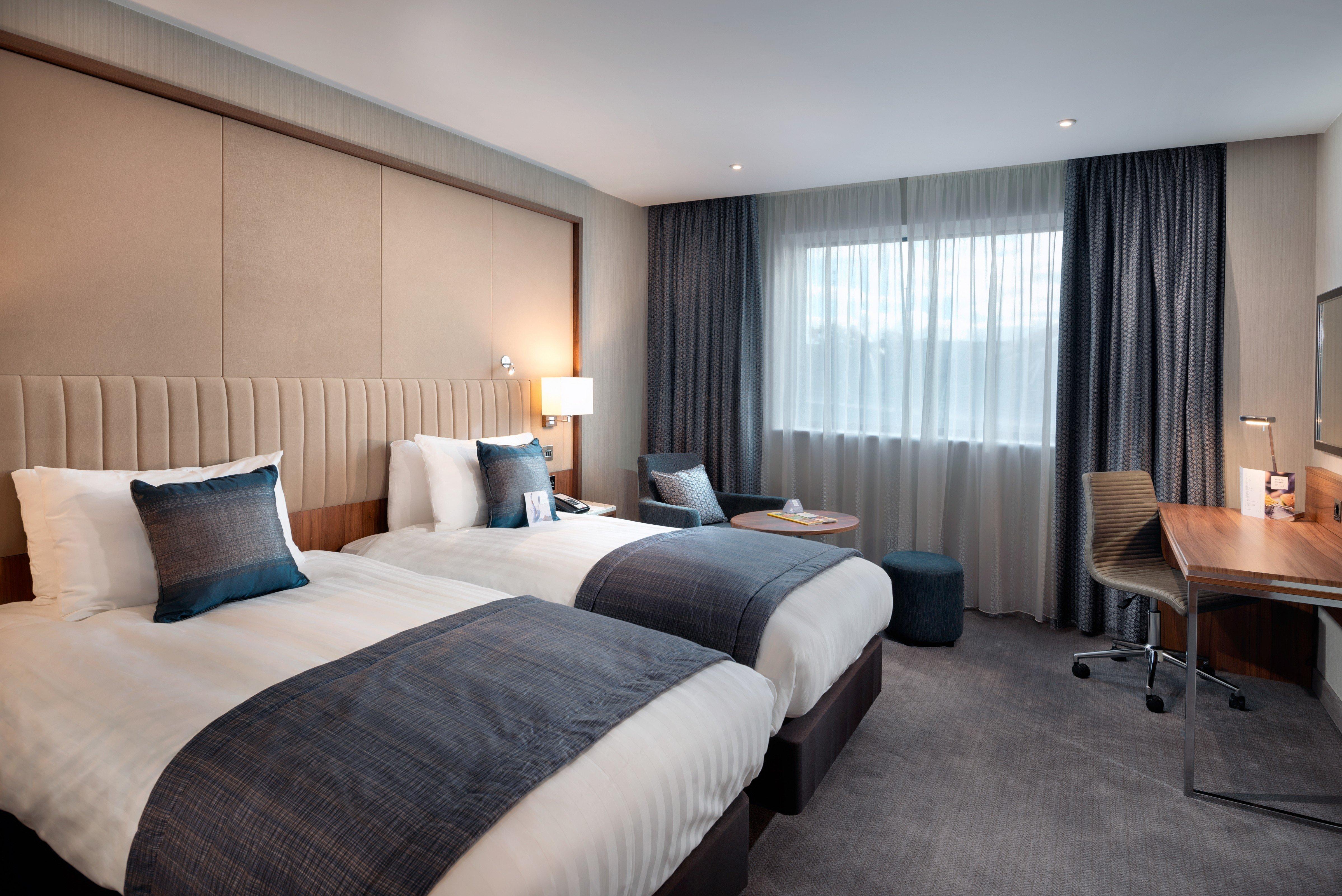 คราวน์พลาซา ลอนดอน ฮีทโธรว์ เทอร์มินัล 4 Hotel ฮิลลิงดัน ภายนอก รูปภาพ